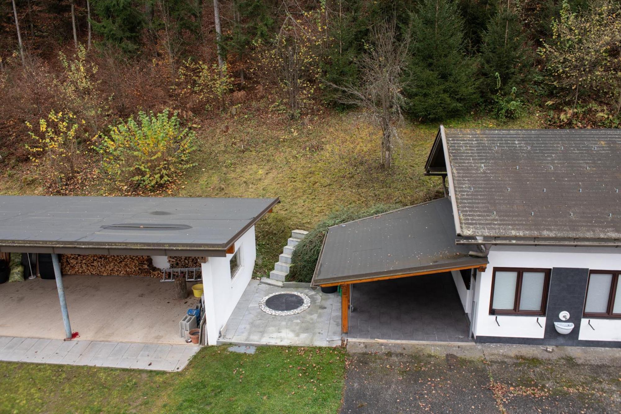 Ferienwohnung Waldblick, Faaker See Oberaichwald  Exterior photo