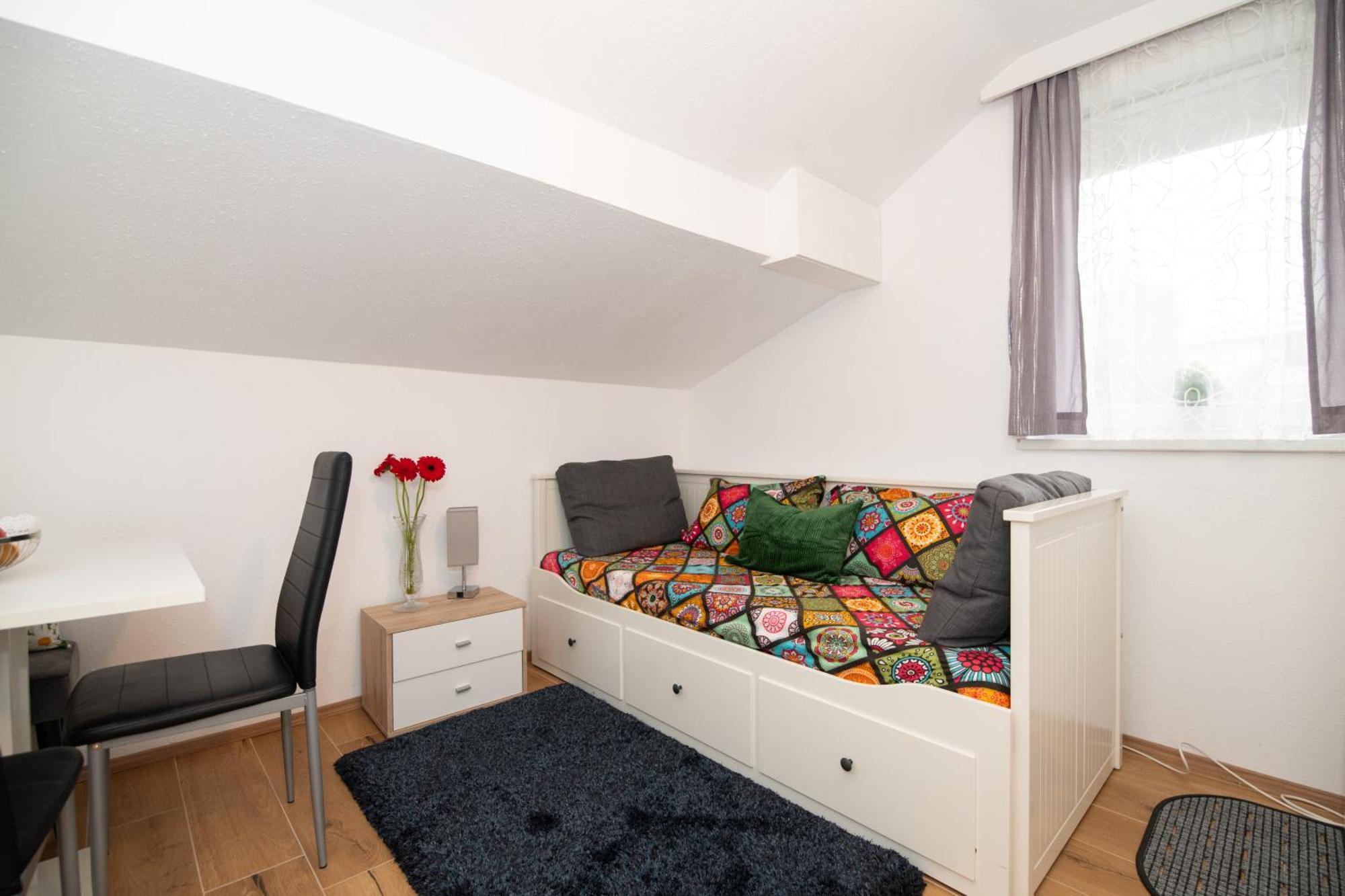 Ferienwohnung Waldblick, Faaker See Oberaichwald  Exterior photo